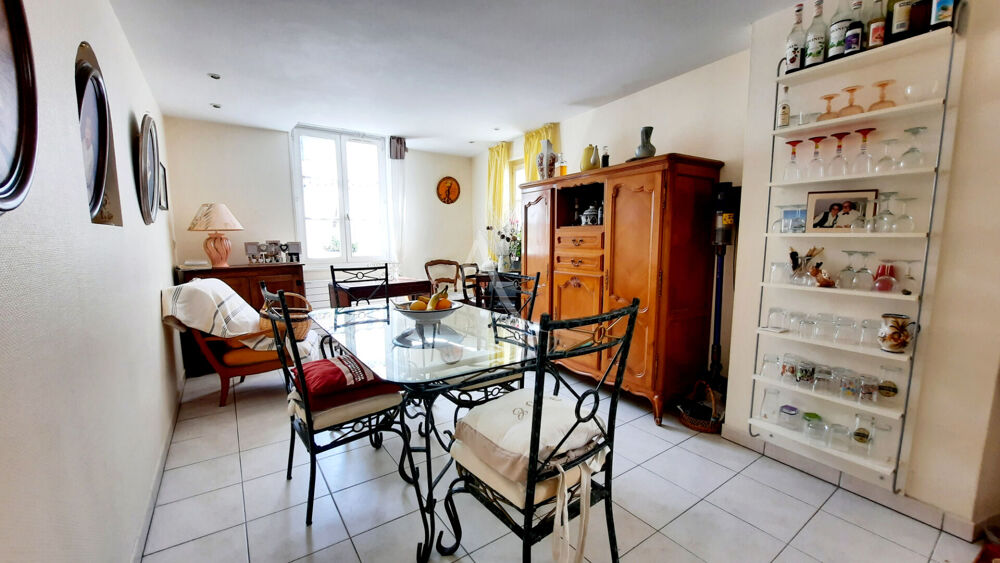 Vente Maison Immeuble de prestige à Saintes Saintes