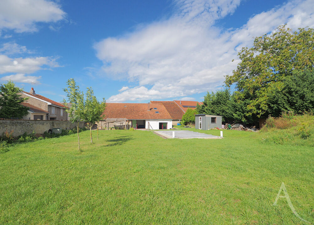 Maison 6 pièces 239 m² · à Juvaincourt · 239 m² · 160 000 €