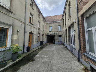  Maison � vendre 15 + pi�ces 490 m�