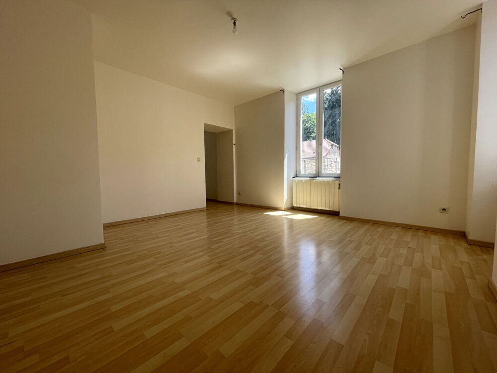 Appartement Montmorot / 4 pièces / 2 chambres / 80.77 m²