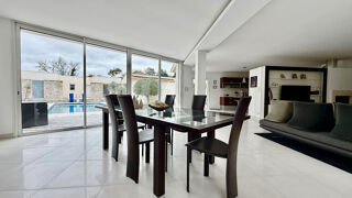  Maison  vendre 5 pices 236 m