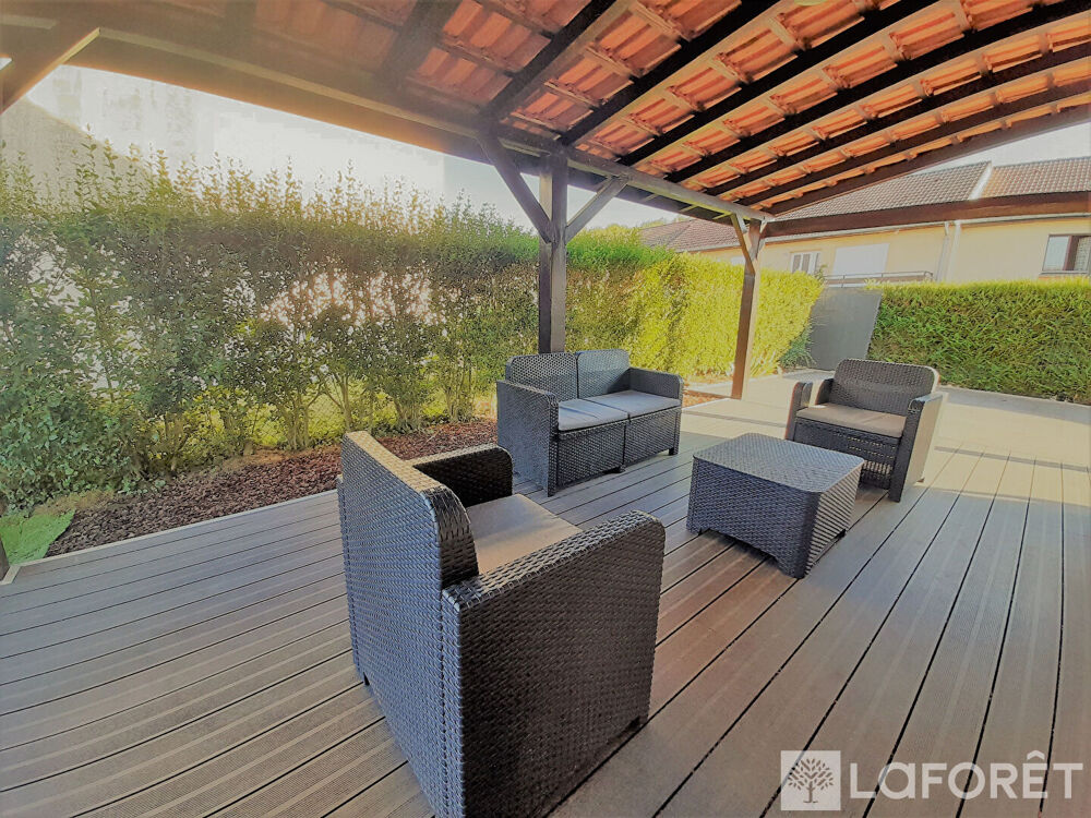 Maison Fesches Le Chatel 5 pièce(s) 81 m2