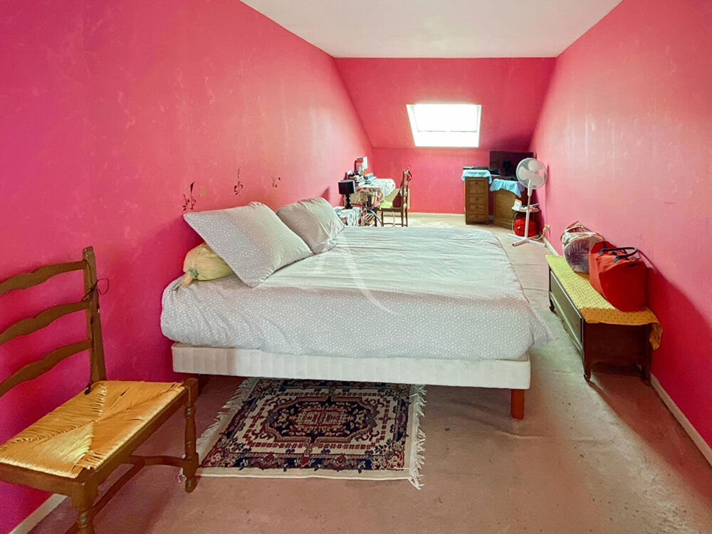 Vente Maison Maison Vaur�al - 5 pi�ce(s) - 120 m2 avec terrain et garage. Vaur�al