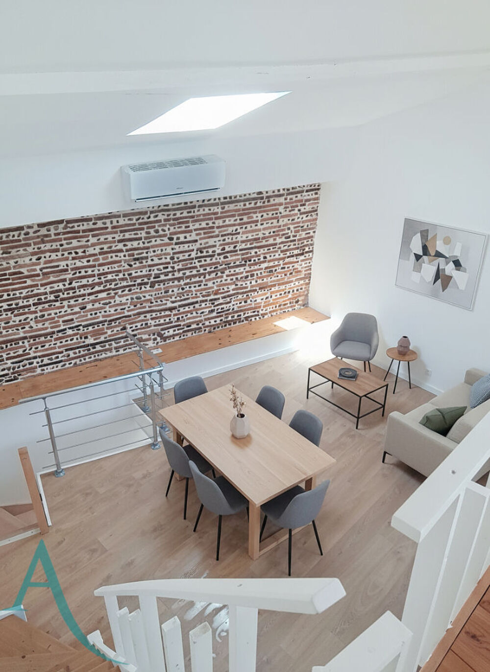 Maison T5 159 m2 avec jardin.