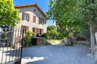  Maison � vendre 6 pi�ces 220 m�