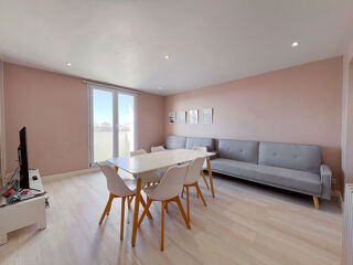  Appartement � vendre 5 pi�ces 77 m�