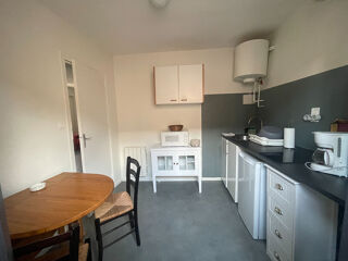  Appartement à louer 1 pièce 28 m²