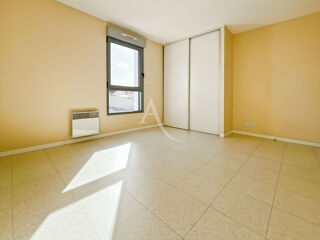 Vente Appartement Appartement T2 avec balcon, ascenseur et deux places de parking à Challans Challans