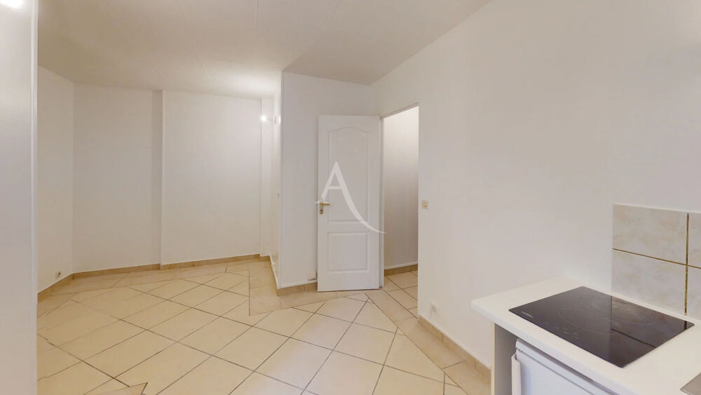 Appartement CHILLY-MAZARIN 1 pièce 18.69 m²