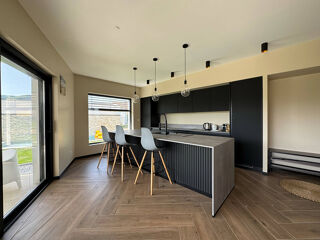  Maison  vendre 6 pices 170 m