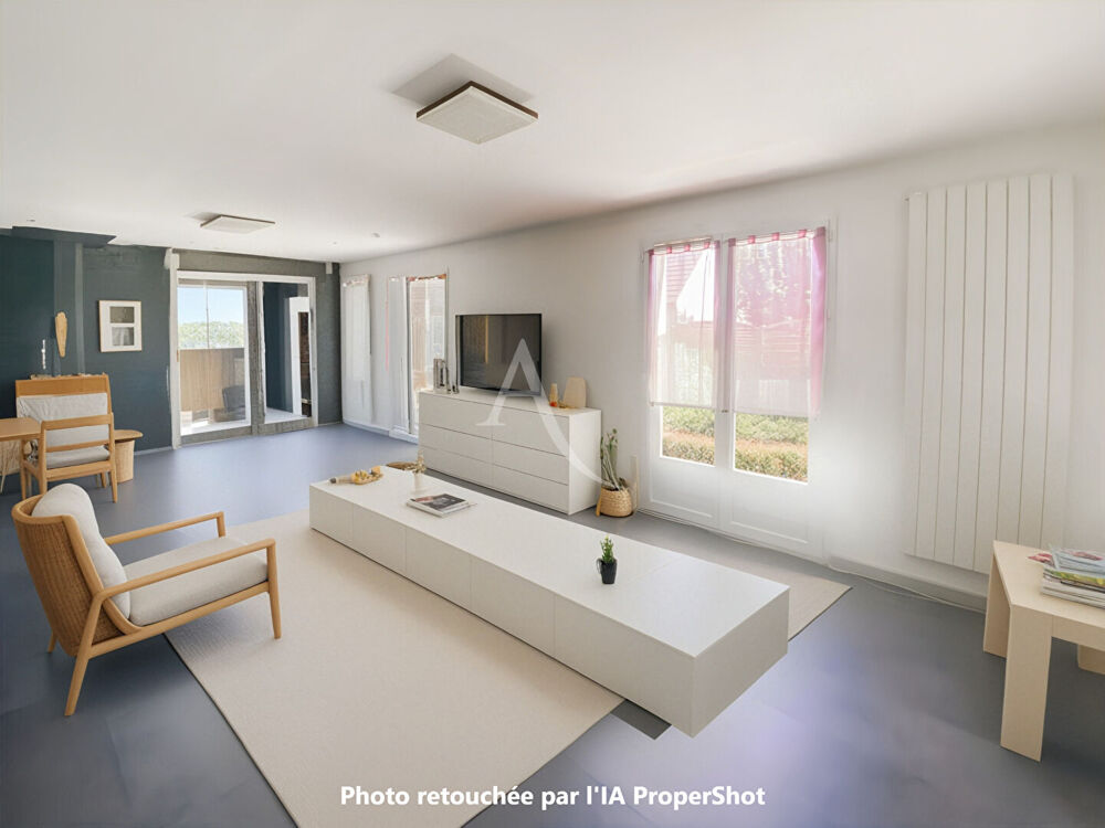 Maison Individuelle VAUREAL de 200* avec 4 chambres terrain 336 m2.