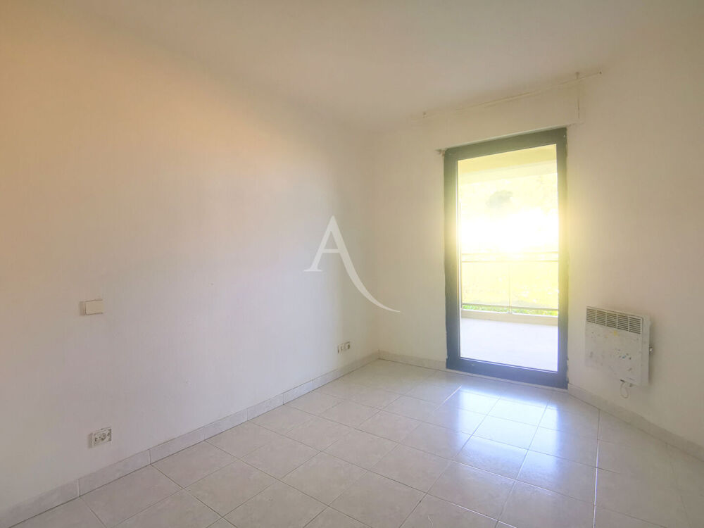 Vente Appartement AVENUE ESTIENNE D'ORVES : 2 PIECES AVEC TERRASSE VUE MER Nice