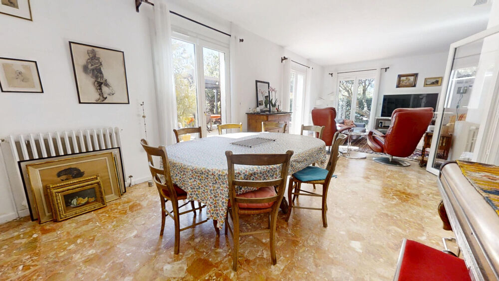 Maison Six Fours Les Plages 6 pièce(s) 148 m2