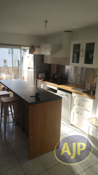  Appartement à louer 3 pièces 54 m²