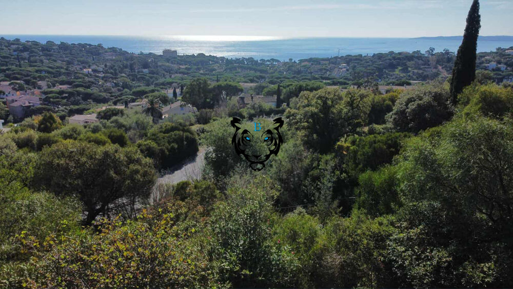 Vente Terrain TERRAIN VUE MER CONSTRUCTIBLE AUX ISSAMBRES Les issambres