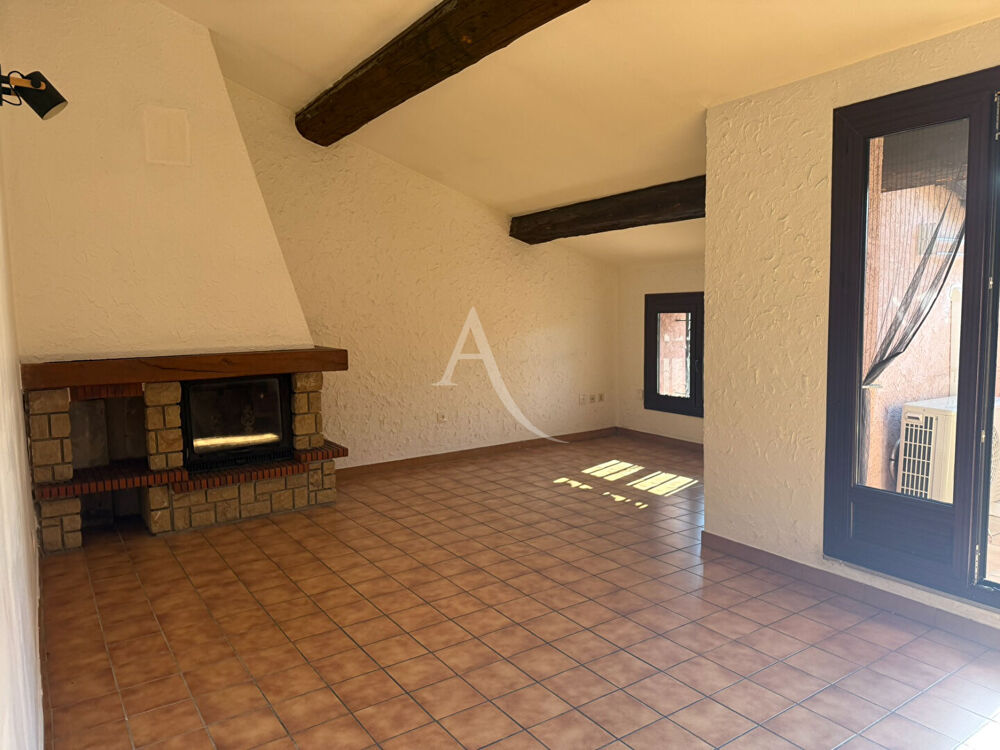 Appartement LA CRAU 3 pièce(s) 70 m2