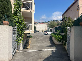  Immeuble � vendre 460 m�