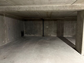  Parking / Garage à vendre 