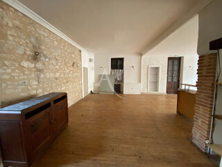  Immeuble à vendre 15 + pièces 889 m²