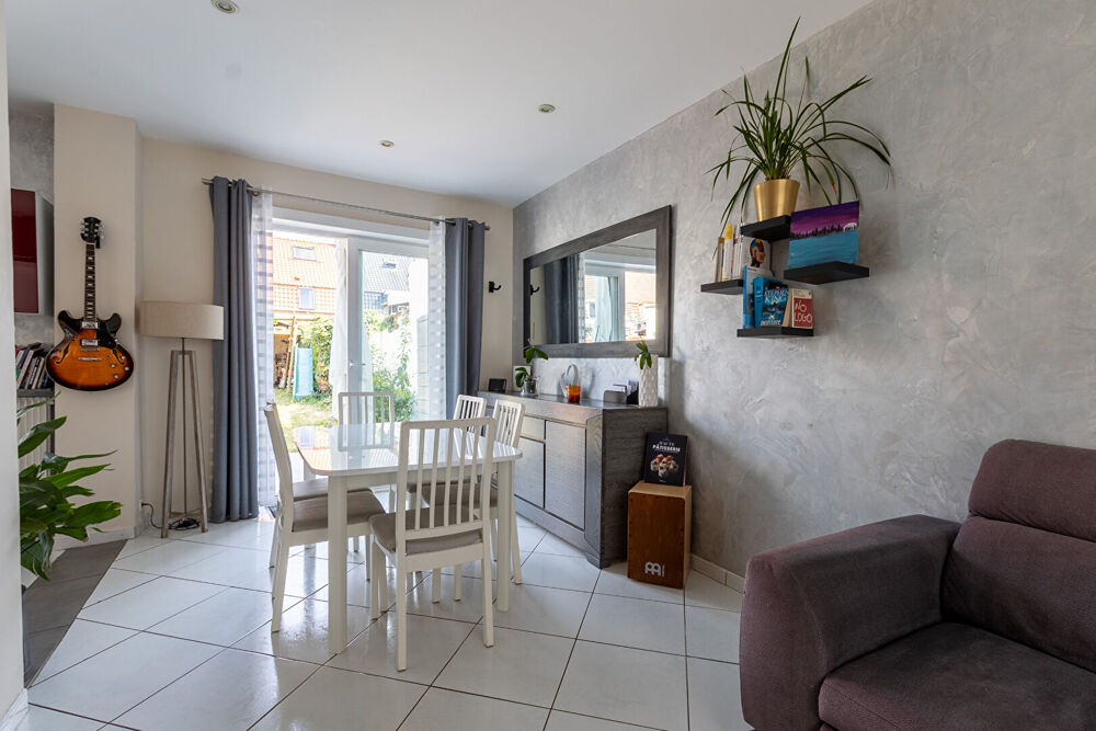 Exclusivité - Semi-flamande rénovée avec jardin exposé plein sud