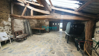  Remise / Grange � vendre 4 pi�ces 226 m� La boissiere sur evre