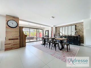  Maison � vendre 6 pi�ces 196 m�