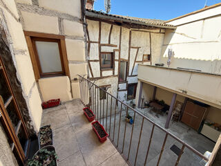  Immeuble à vendre 15 + pièces 299 m² Chatillon sur chalaronne