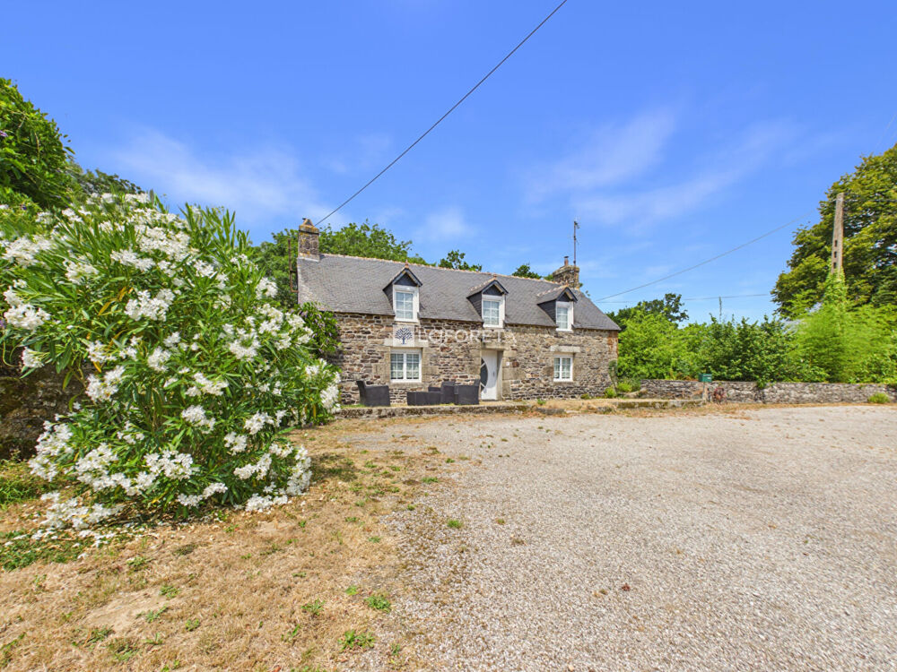 MAISON LANDREVARZEC - 10 pièce(s) - 216 m2