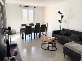  Appartement à louer 3 pièces 68 m²