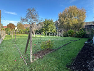 Vente Maison Vente charmante maison de village en pierre de taille de 110,22 m² avec 3 chambres, caves, jardin à Lavernat (72500) Lavernat