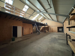  Maison  vendre 7 pices 230 m