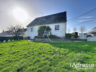 Maison 6 pièces 141 m² · à Montenay · 141 m² · 171 900 €
