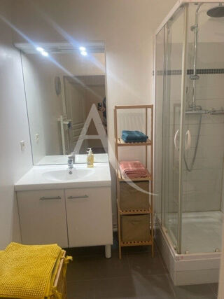  Appartement à louer 2 pièces 47 m²