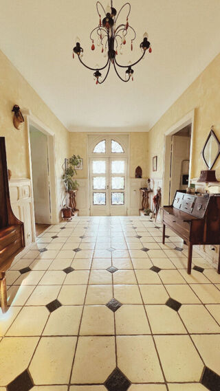  Maison  vendre 9 pices 289 m