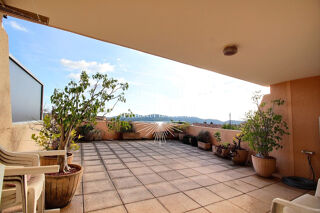  Appartement � vendre 3 pi�ces 65 m�