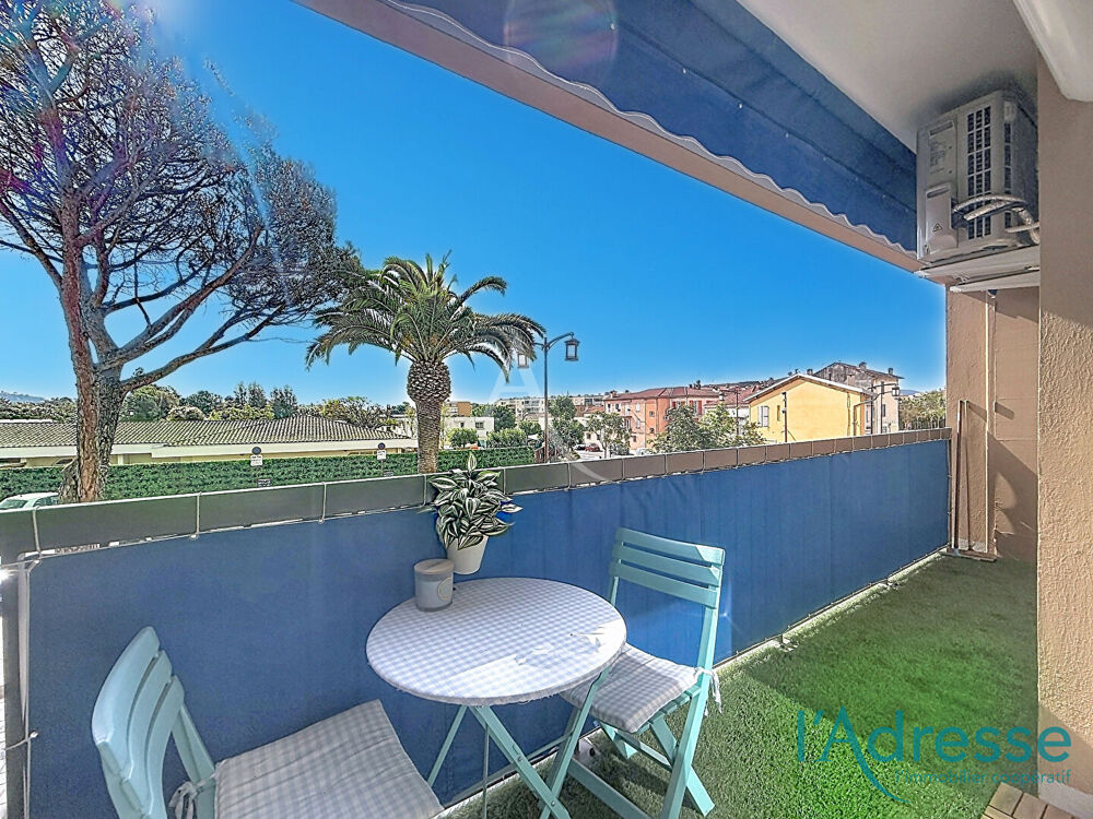 COUP DE COEUR ! Magnifique appartement 3 pièces traversant de 68 m² !