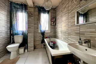  Maison � vendre 8 pi�ces 165 m�