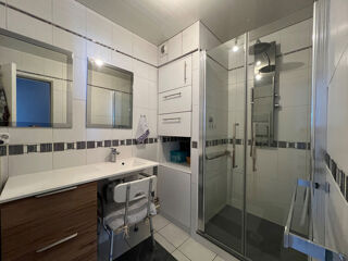  Appartement  vendre 4 pices 80 m