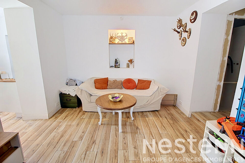 A VENDRE ! Maison à Salernes de 3 pièces 71 m2 + une dépendance de 23 m²