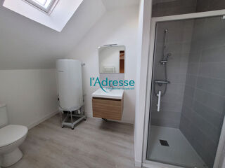 Appartement à louer 2 pièces 46 m²
