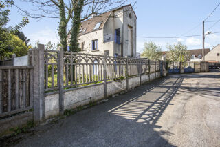  Maison � vendre 10 pi�ces 260 m�