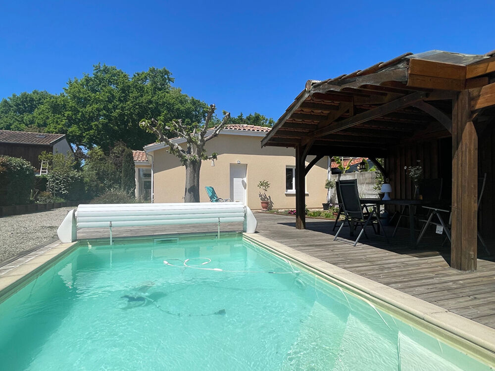 Vente Maison RARE -  deux pas du centre-ville, maison T4 de plain-pied avec piscine et dpendance. Parkings Biscarrosse