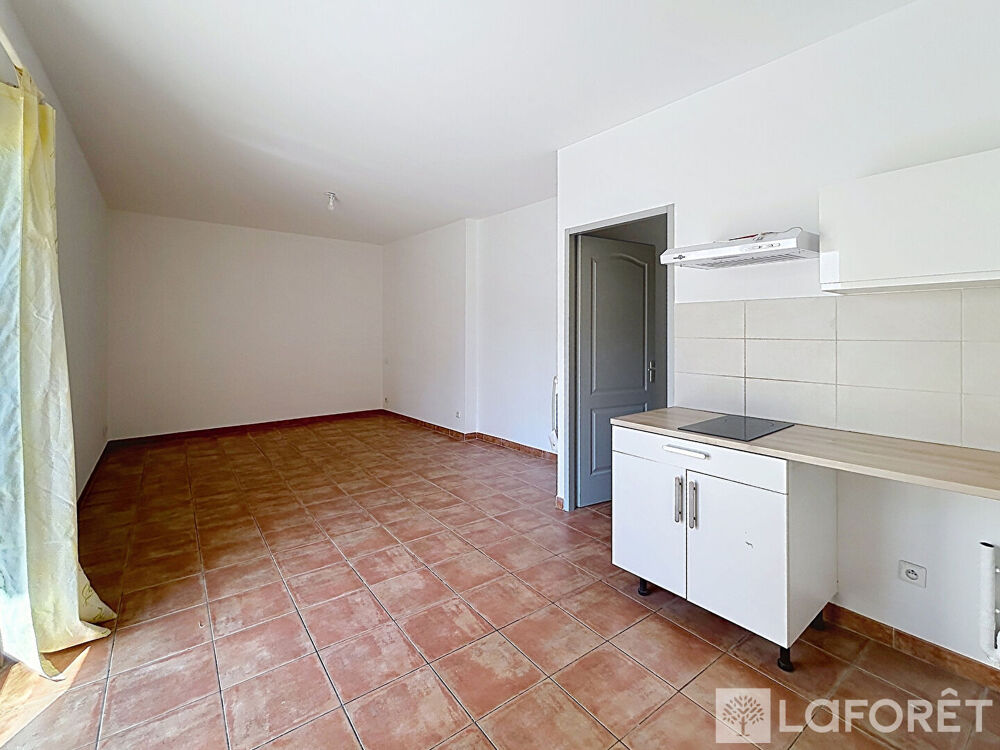 Vente Appartement ORANGE CENTRE - Appartement 30m² récent, avec jardin privatif Orange