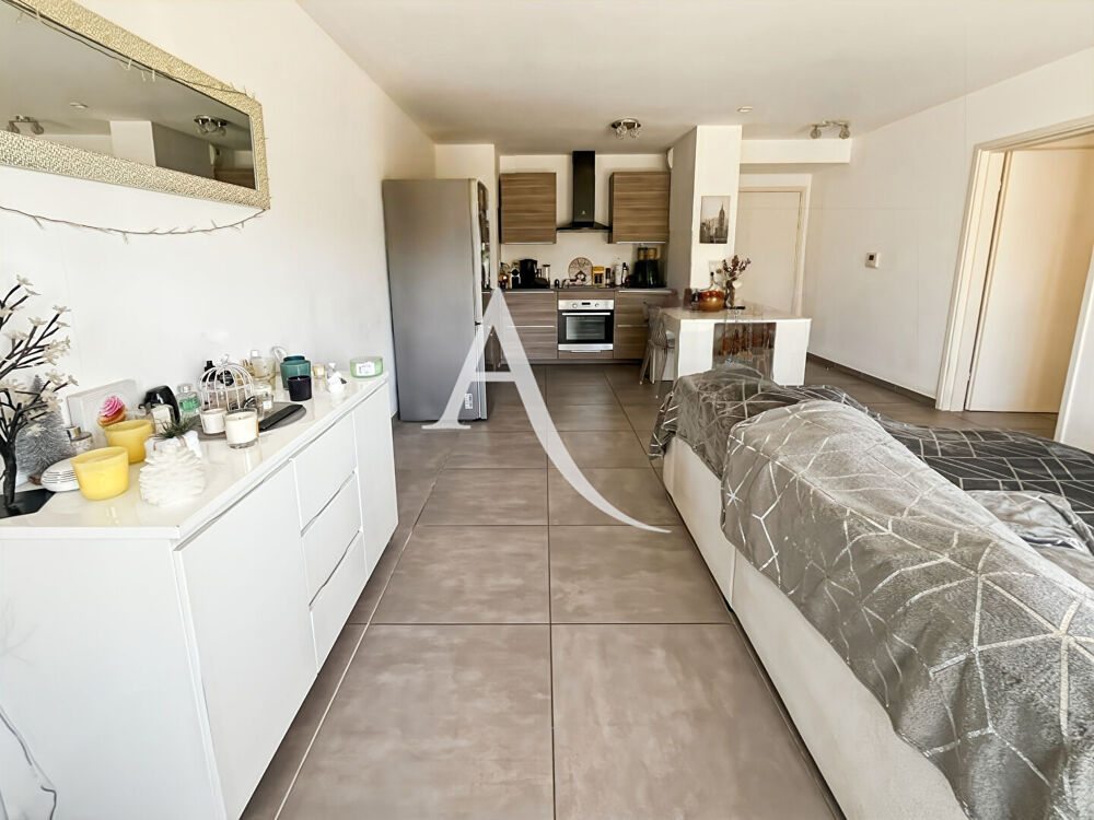 Vente Appartement A vendre Appartement type 2 de 42 m2 13013 à Marseille avec terrasse et place de parking Marseille 13
