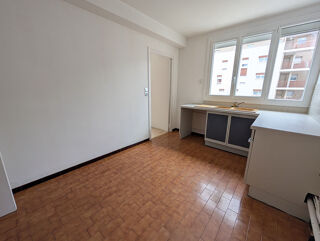  Appartement � vendre 5 pi�ces 99 m�