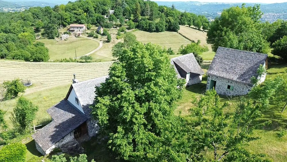 Maison,dépendance,grange sur les hauteurs de Moulis 09200