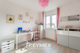  Appartement  vendre 4 pices 81 m