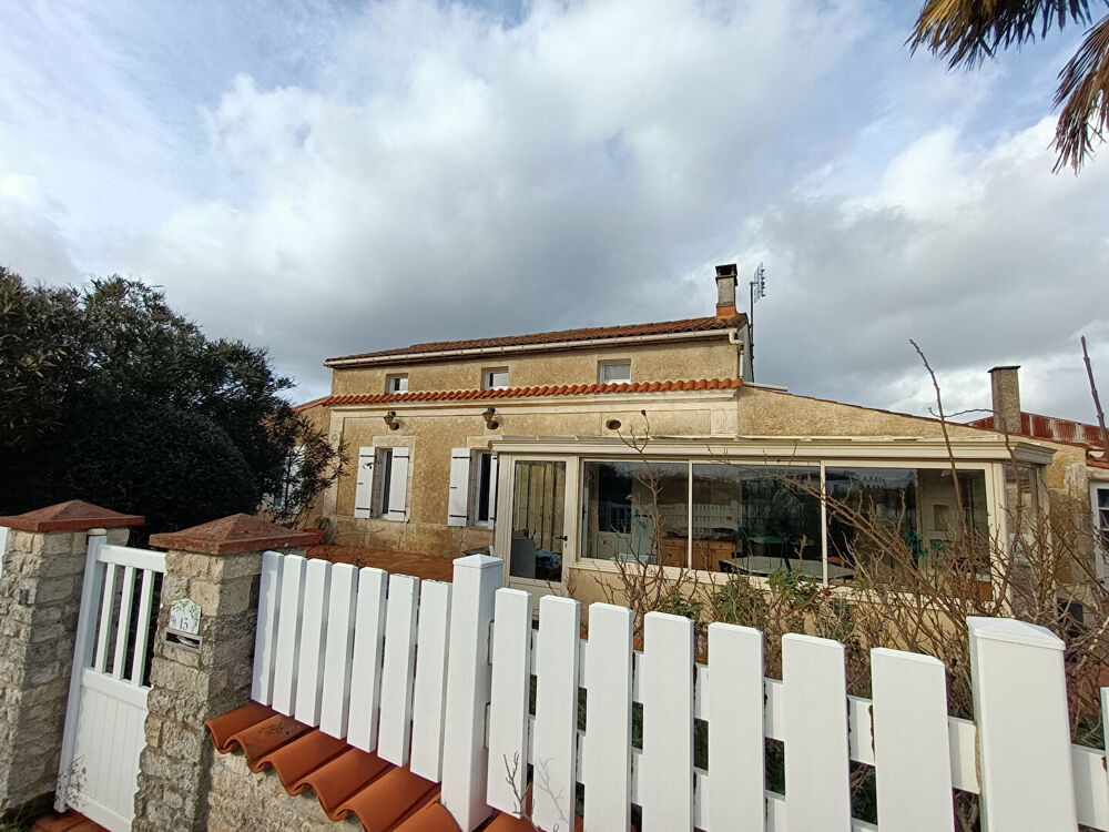 Maison Trizay