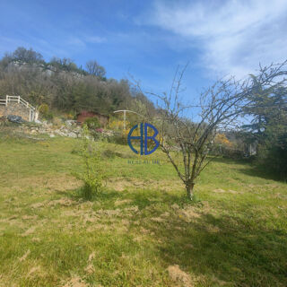  Terrain à vendre 931 m²