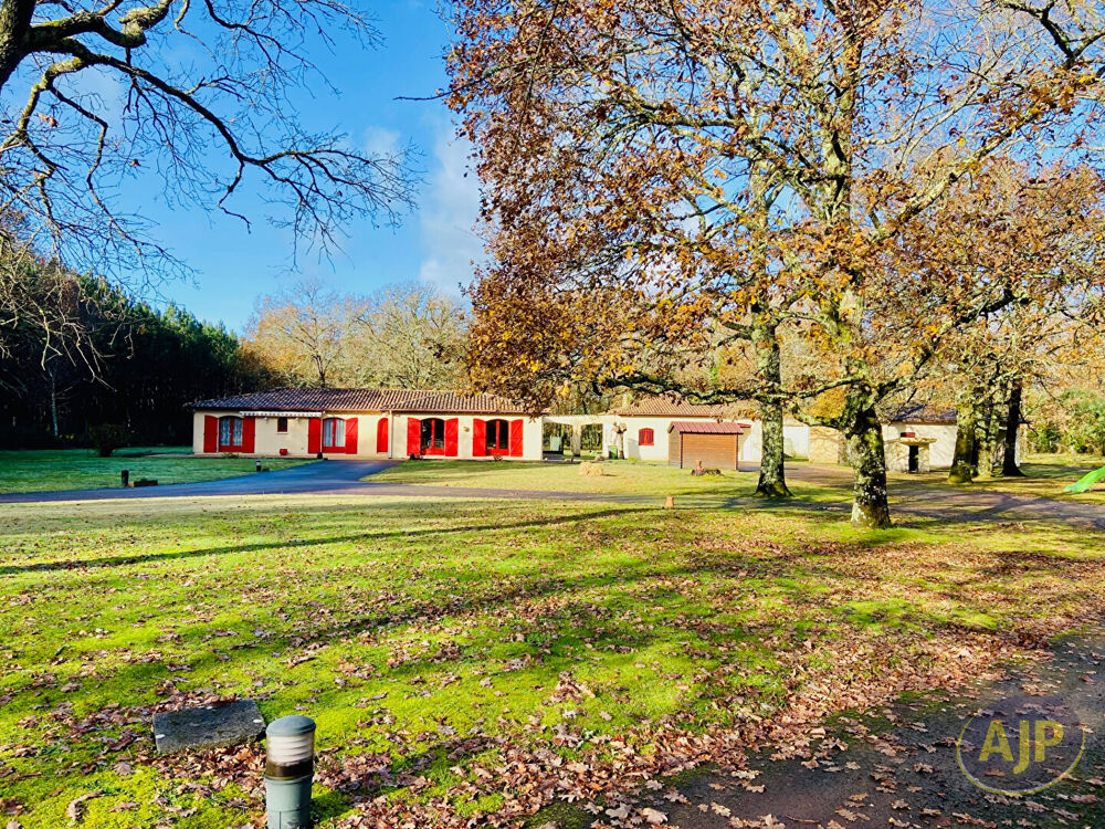 Propriété de charme sur 5ha de terrain !